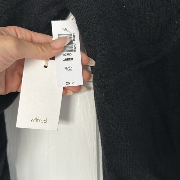 Greer sweater w/ sweetheart neckline - Picture 3 of 4